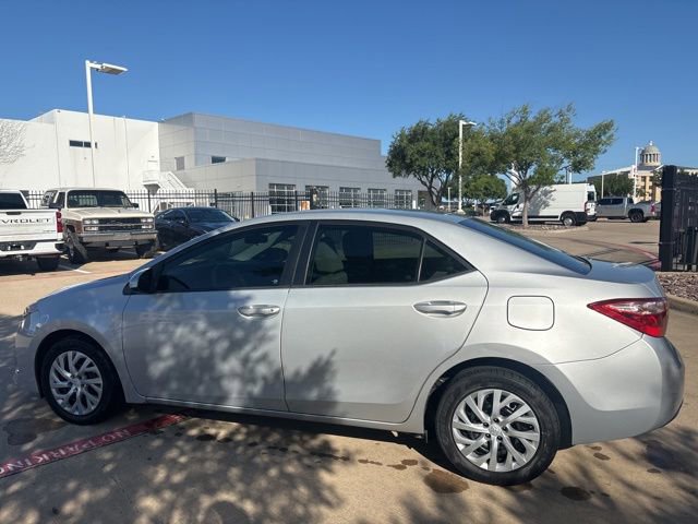 Used 2017 Toyota Corolla LE FWD image 8