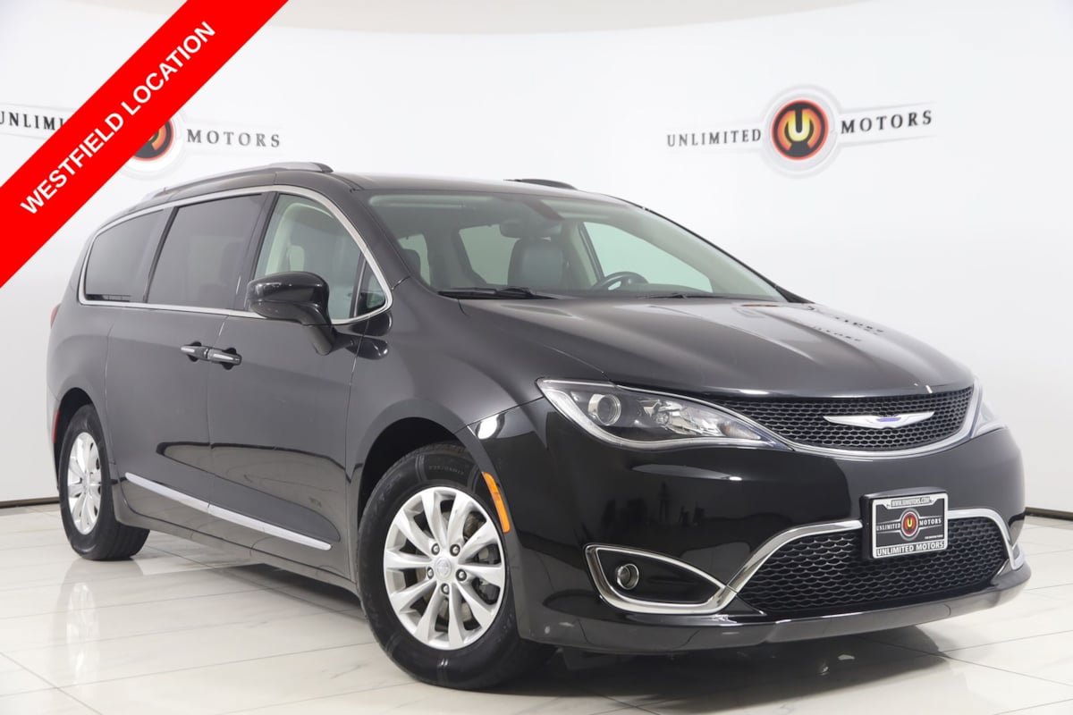 Used 2018 Chrysler Pacifica Touring-L