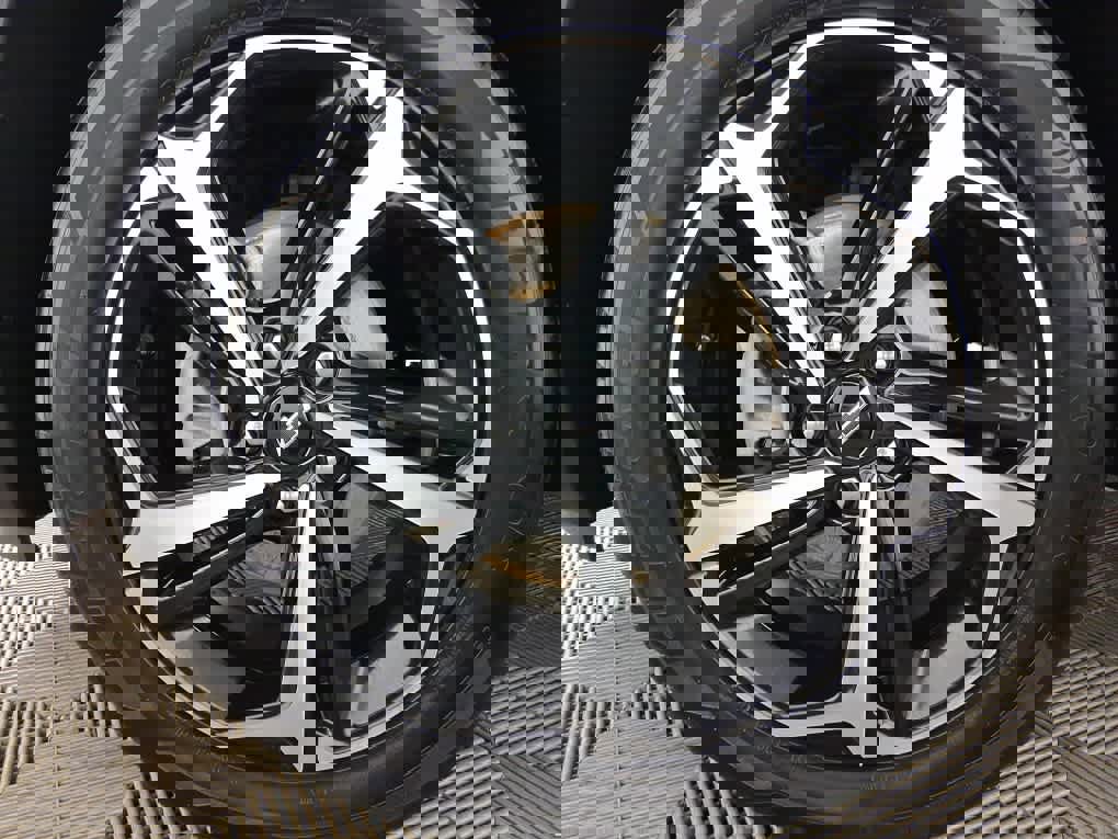 Used 2023 Chevrolet TrailBlazer RS w/ Sun and Liftgate Package image 32