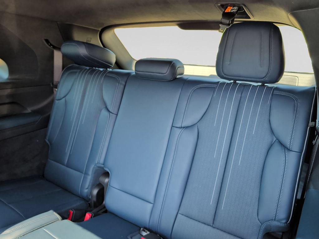 Used 2026 Cadillac Escalade IQ Sport 2 AWD/4WD image 33