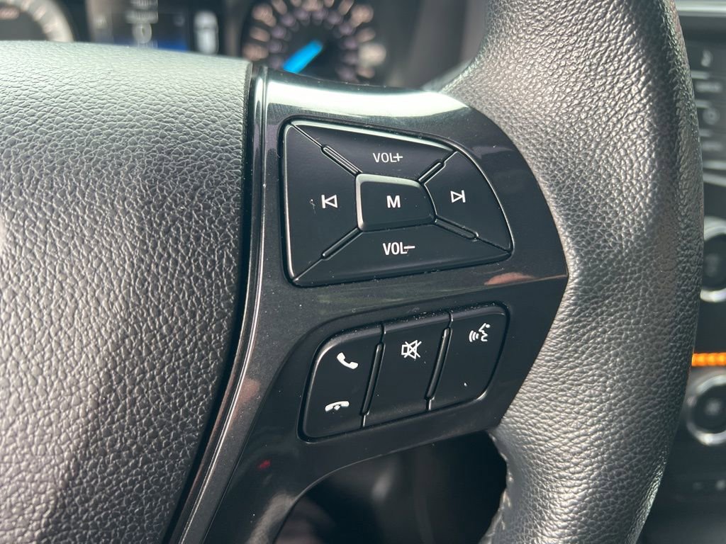 Used 2018 Ford Explorer XLT image 58