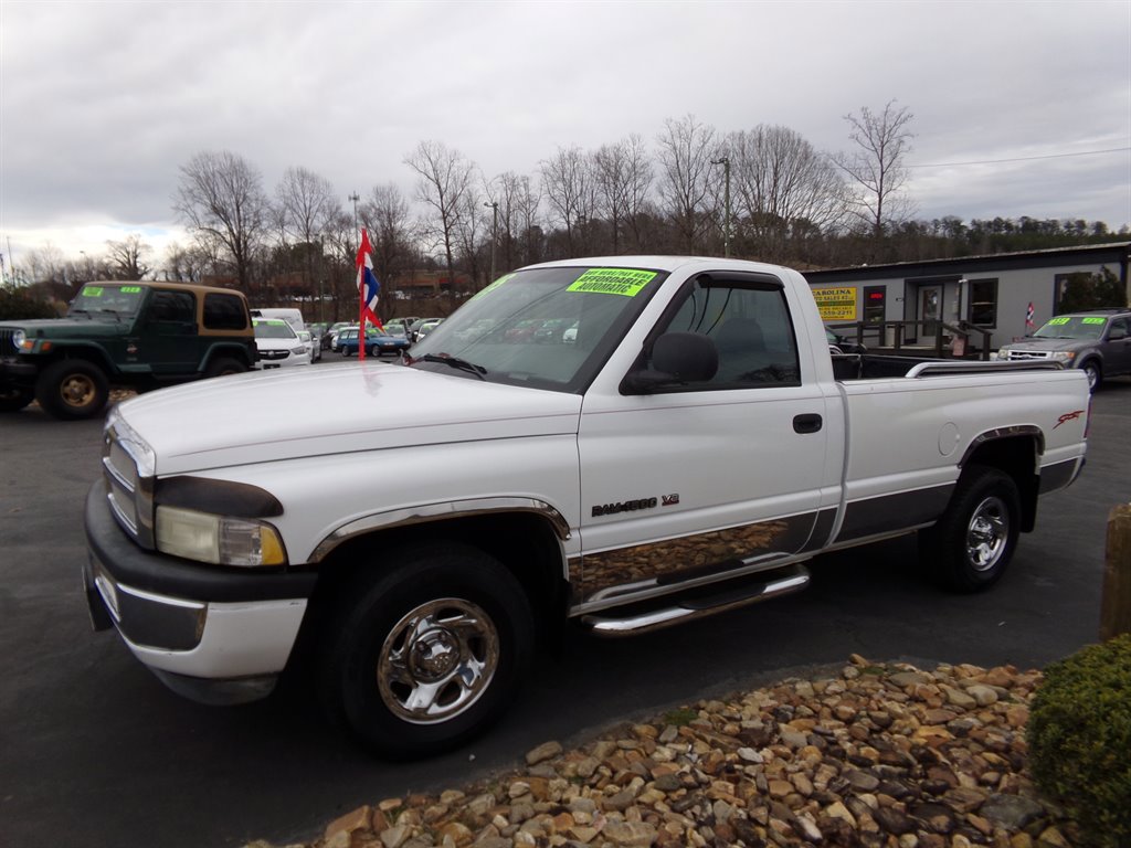 Used 1998 Dodge Ram 1500 Truck Laramie image 3