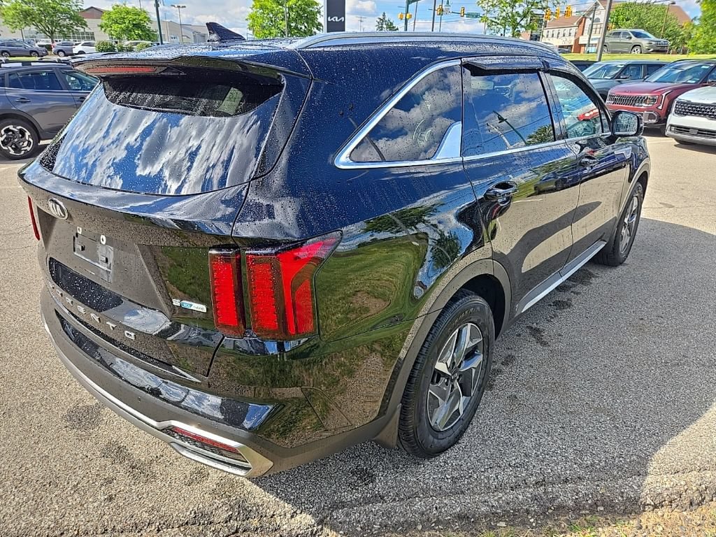 Used 2021 Kia Sorento S FWD image 3