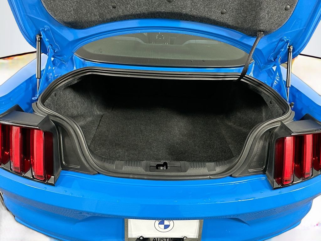 Used 2017 Ford Mustang Coupe image 24