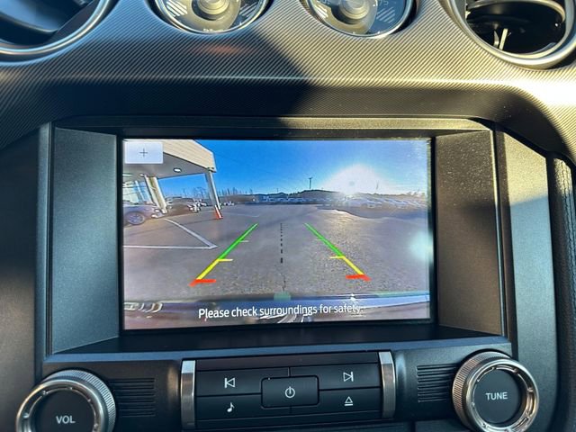 Used 2022 Ford Mustang Shelby GT500 w/ Technology Package image 17