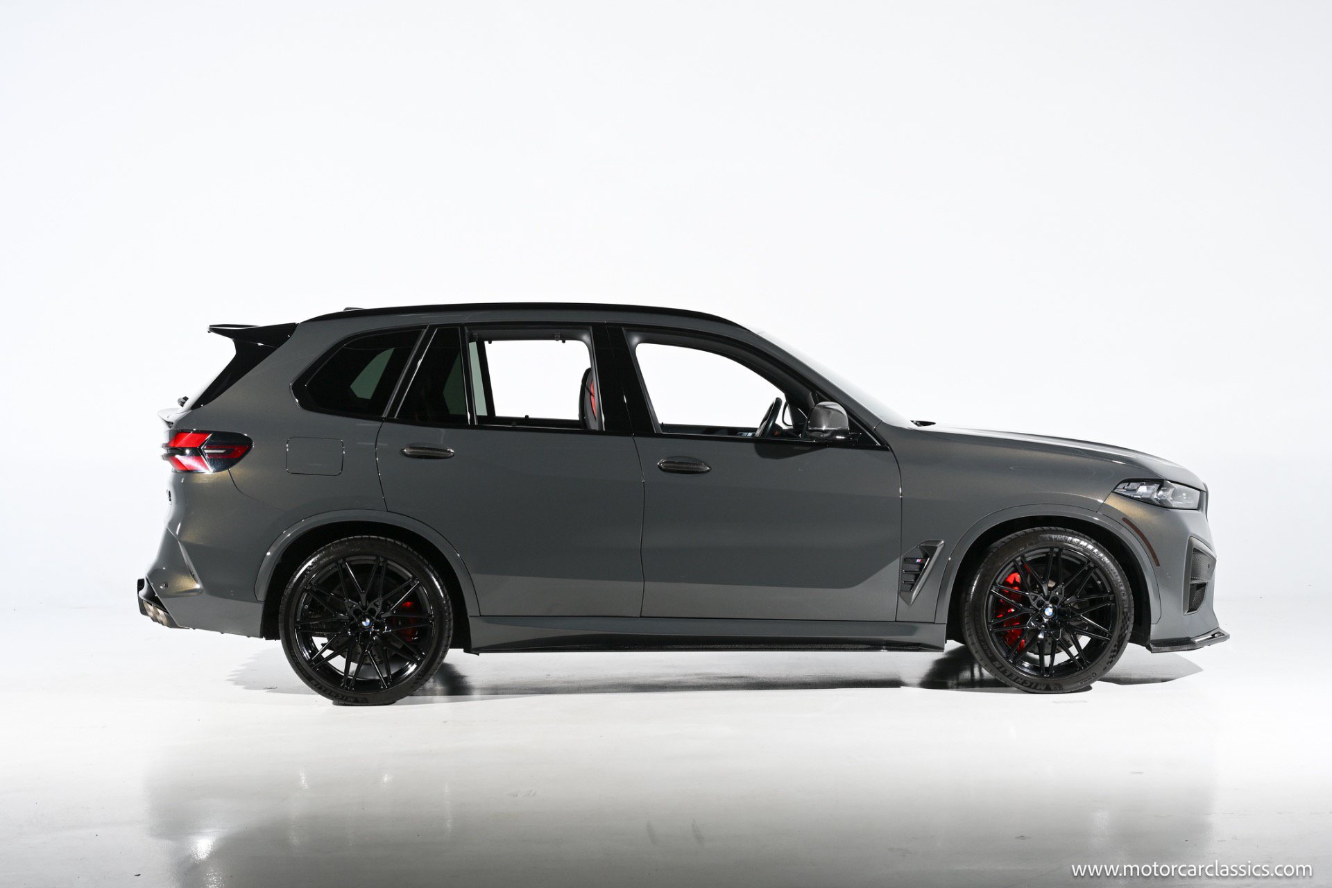 Used 2025 BMW X5 M Competition w/ Executive Package AWD/4WD image 8