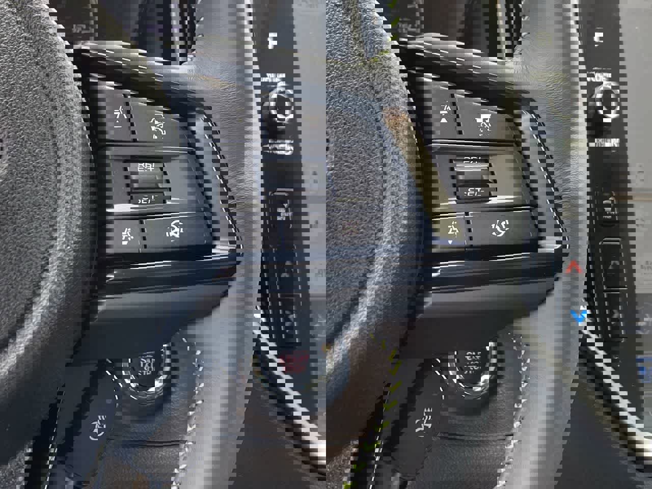 Used 2025 Subaru Ascent Bronze Edition image 24