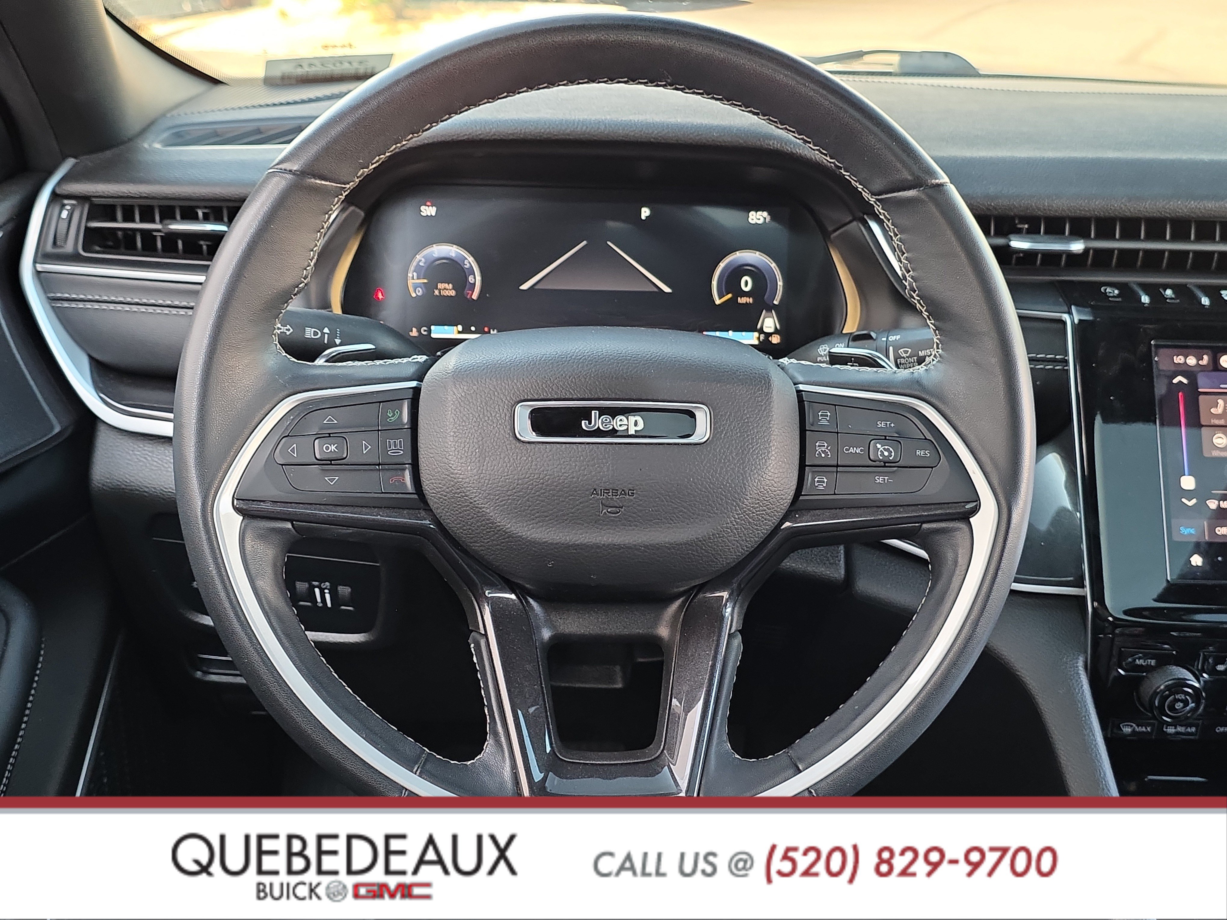 Used 2022 Jeep Grand Cherokee L Laredo RWD image 12