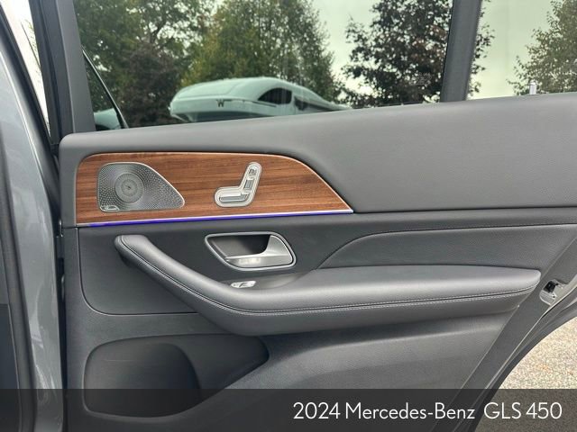 Certified 2024 Mercedes-Benz GLS 450 4MATIC image 23
