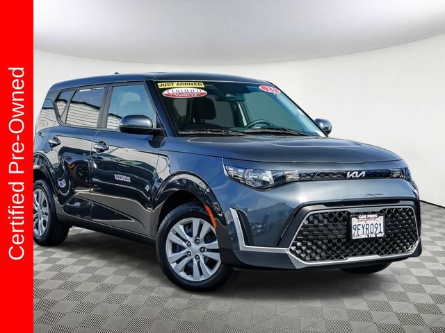 Certified 2023 Kia Soul LX FWD image 2