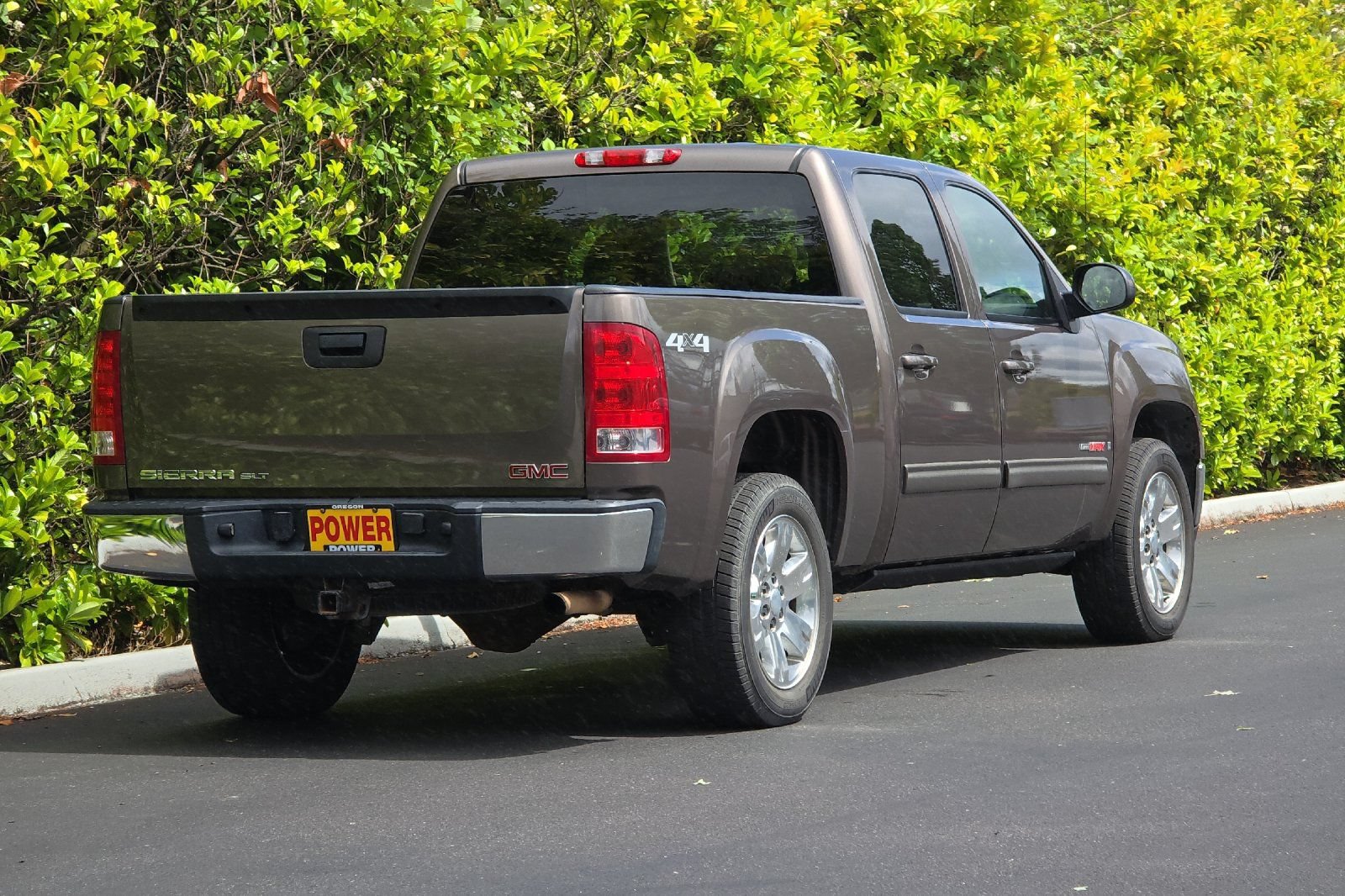 Used 2007 GMC Sierra 1500 SLT w/ Entertainment Package AWD/4WD image 4