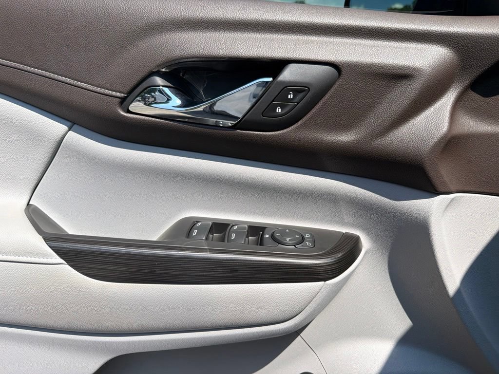 Used 2019 GMC Acadia SLT FWD image 14