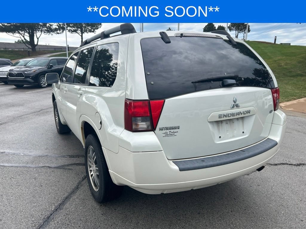 Used 2008 Mitsubishi Endeavor SE FWD image 9