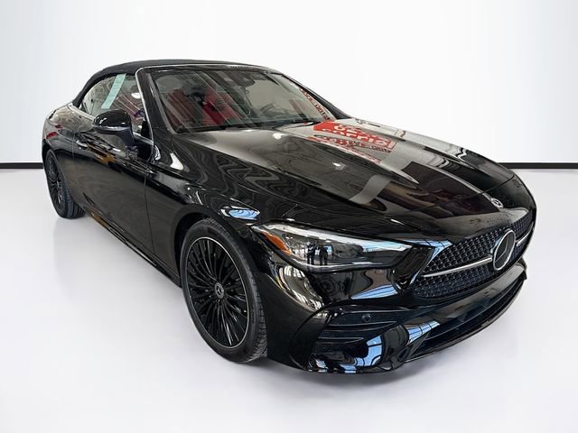 Used 2024 Mercedes-Benz CLE 300 4MATIC Cabriolet image 3