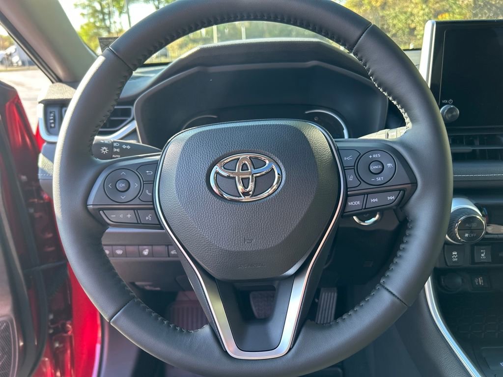 New 2025 Toyota RAV4 XLE image 14
