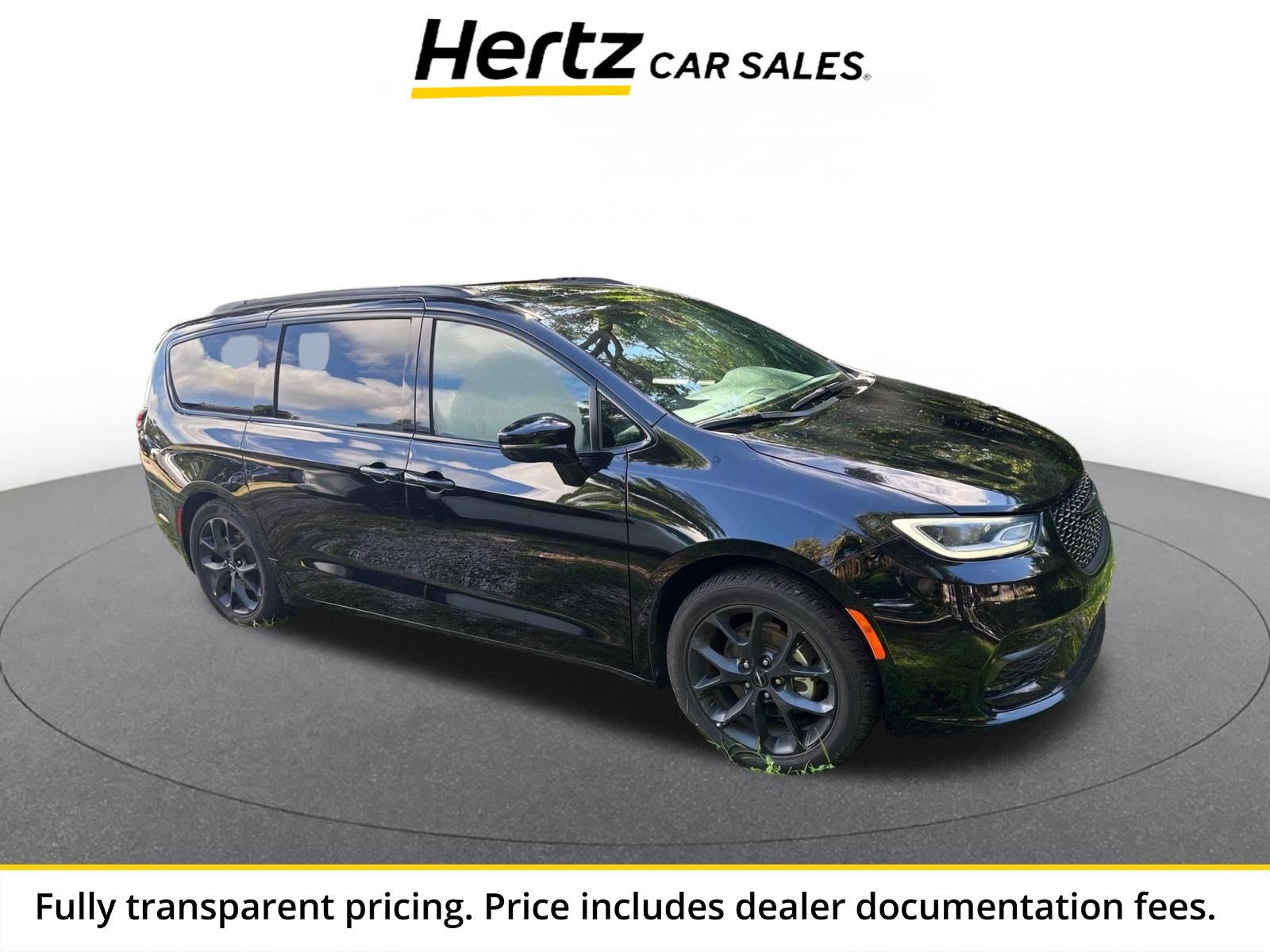 Used 2025 Chrysler Pacifica Limited FWD image 1
