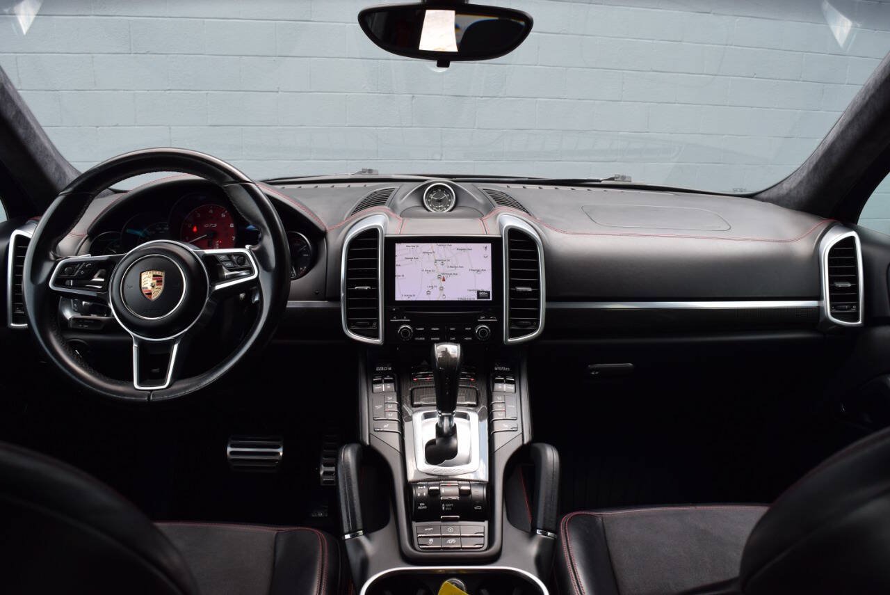 Used 2017 Porsche Cayenne GTS AWD/4WD image 20