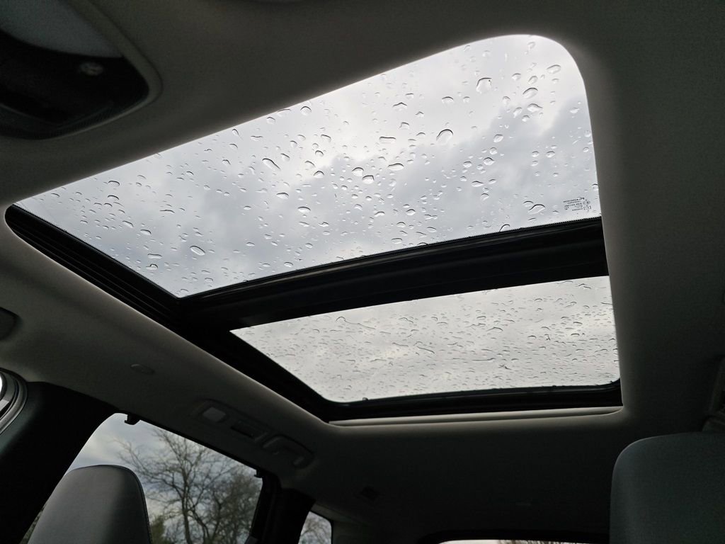 Certified 2025 INFINITI QX60 Luxe w/ Cargo Package image 3