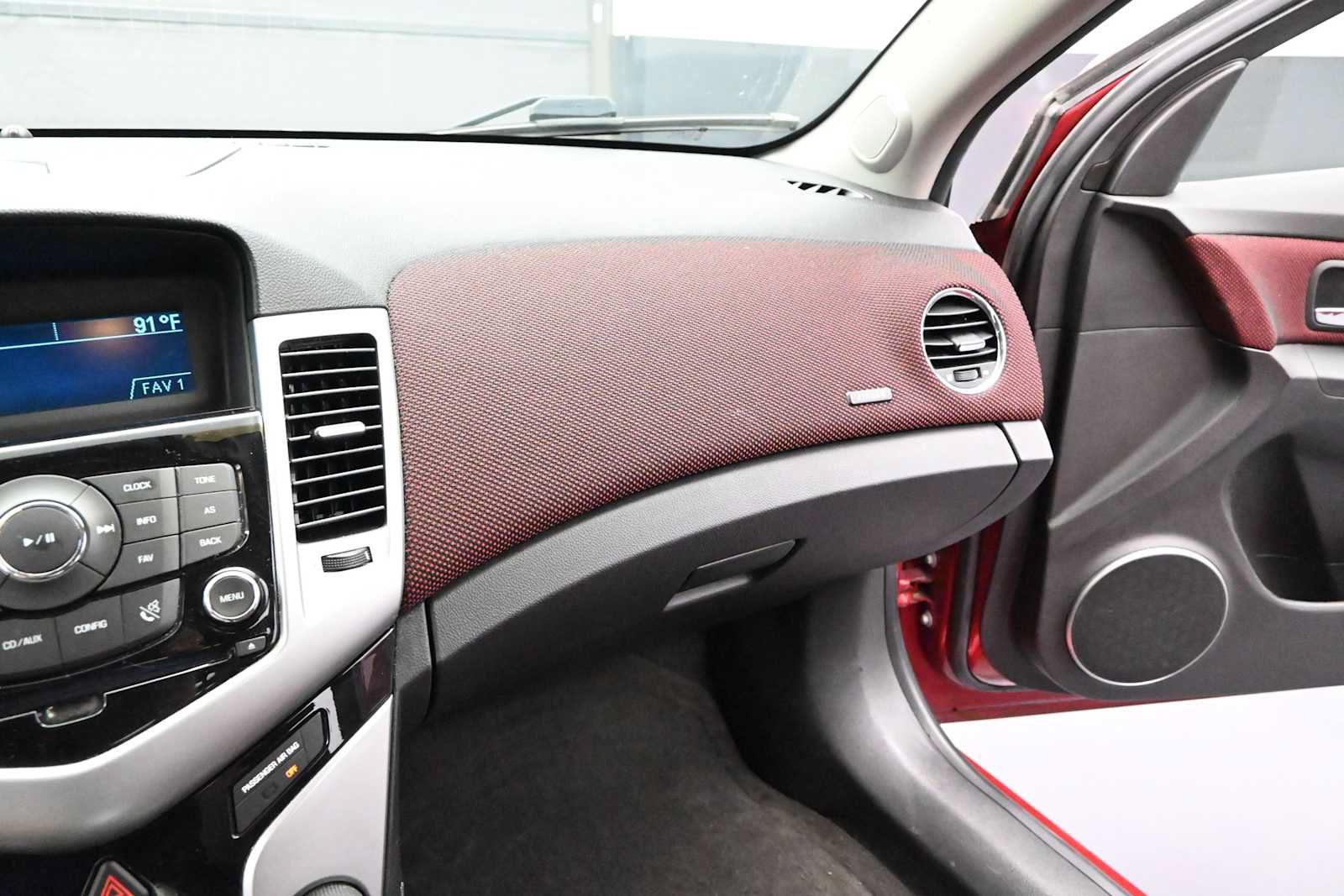 Used 2011 Chevrolet Cruze LT FWD image 16