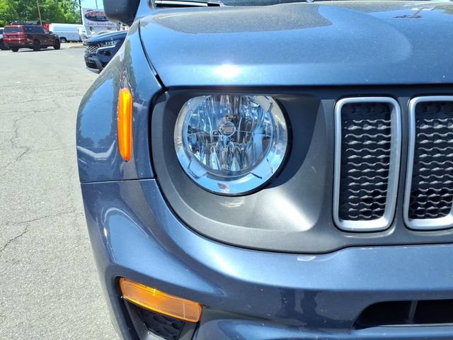 Used 2023 Jeep Renegade Latitude AWD/4WD image 10