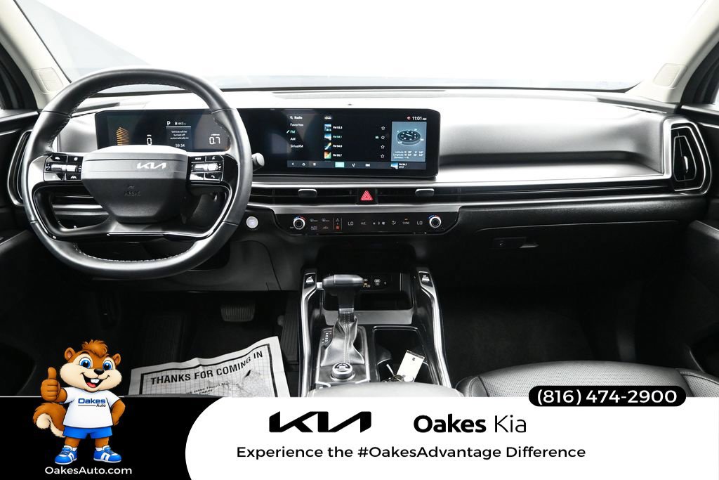 Certified 2026 Kia Sorento S w/ S Panoramic Sunroof Package FWD image 32