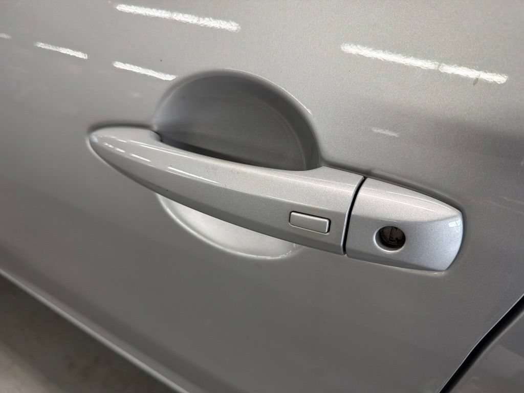 Used 2021 Nissan Sentra SV FWD image 8