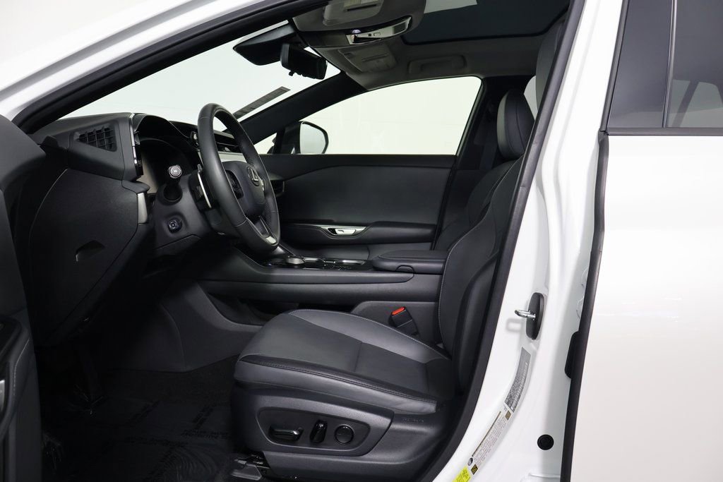 Used 2024 Lexus RZ 300e Premium w/ Technology Package image 10