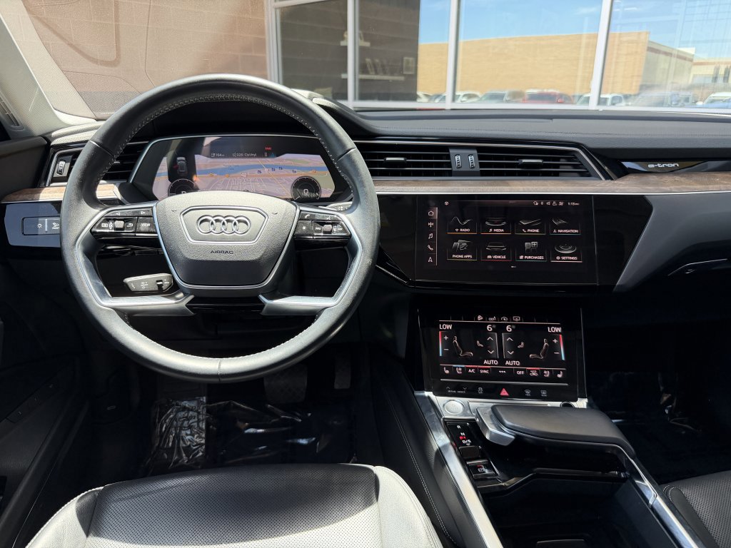 Used 2020 Audi e-tron Premium Plus AWD/4WD image 16