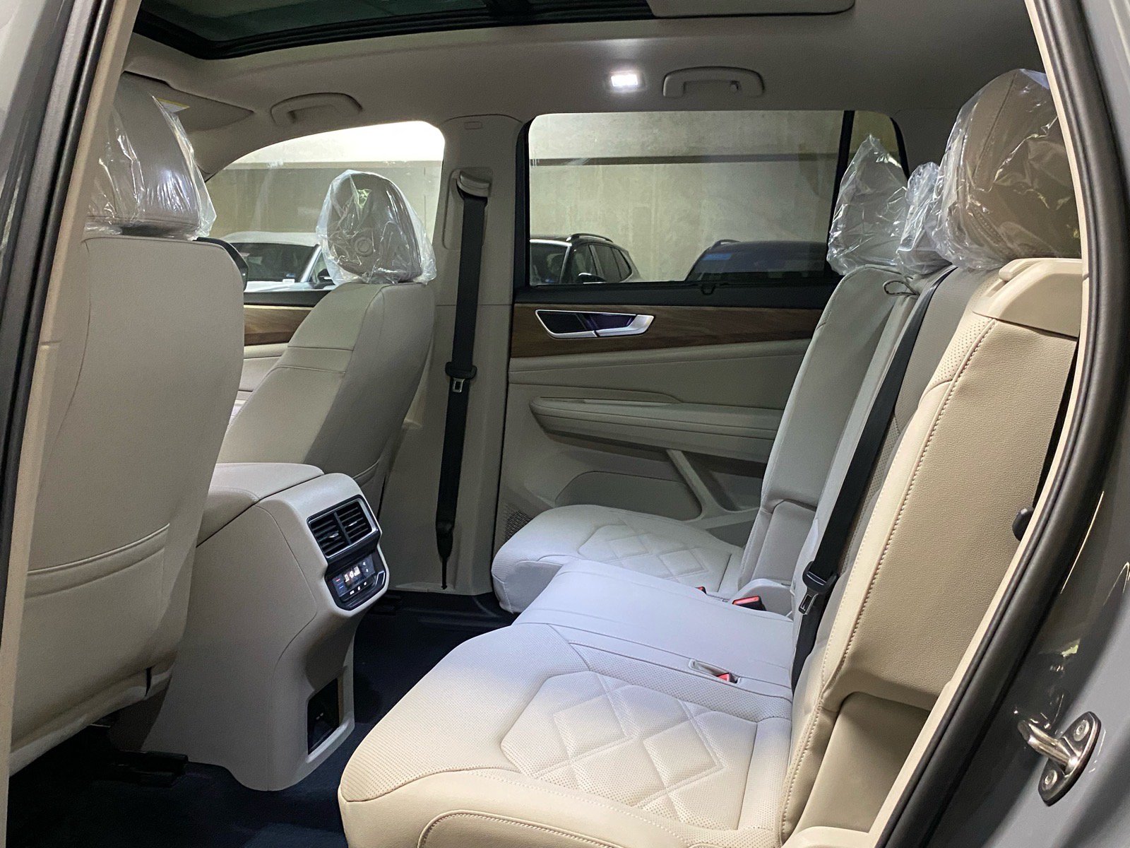 New 2026 Volkswagen Atlas SE AWD/4WD image 11