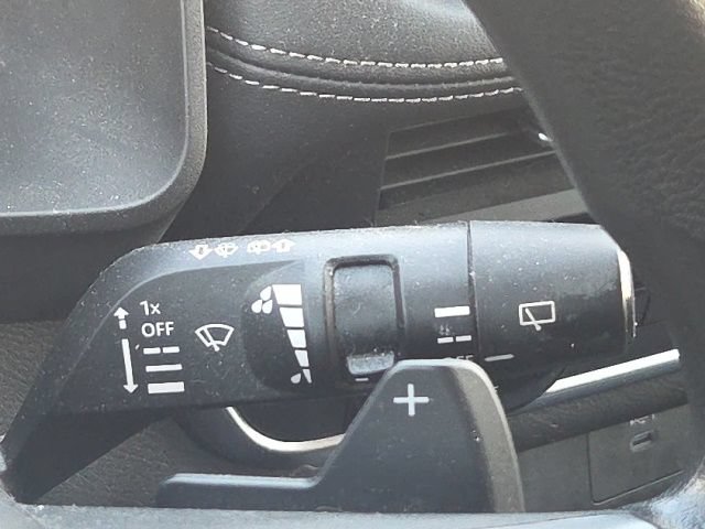 Used 2023 Nissan Rogue S AWD/4WD image 34