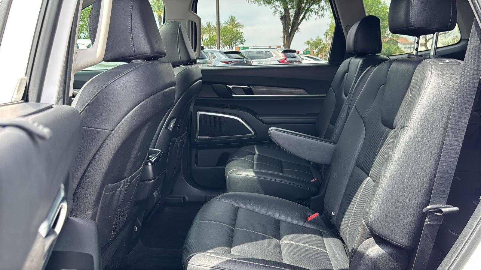 Used 2021 Kia Telluride EX w/ EX Premium Package image 25