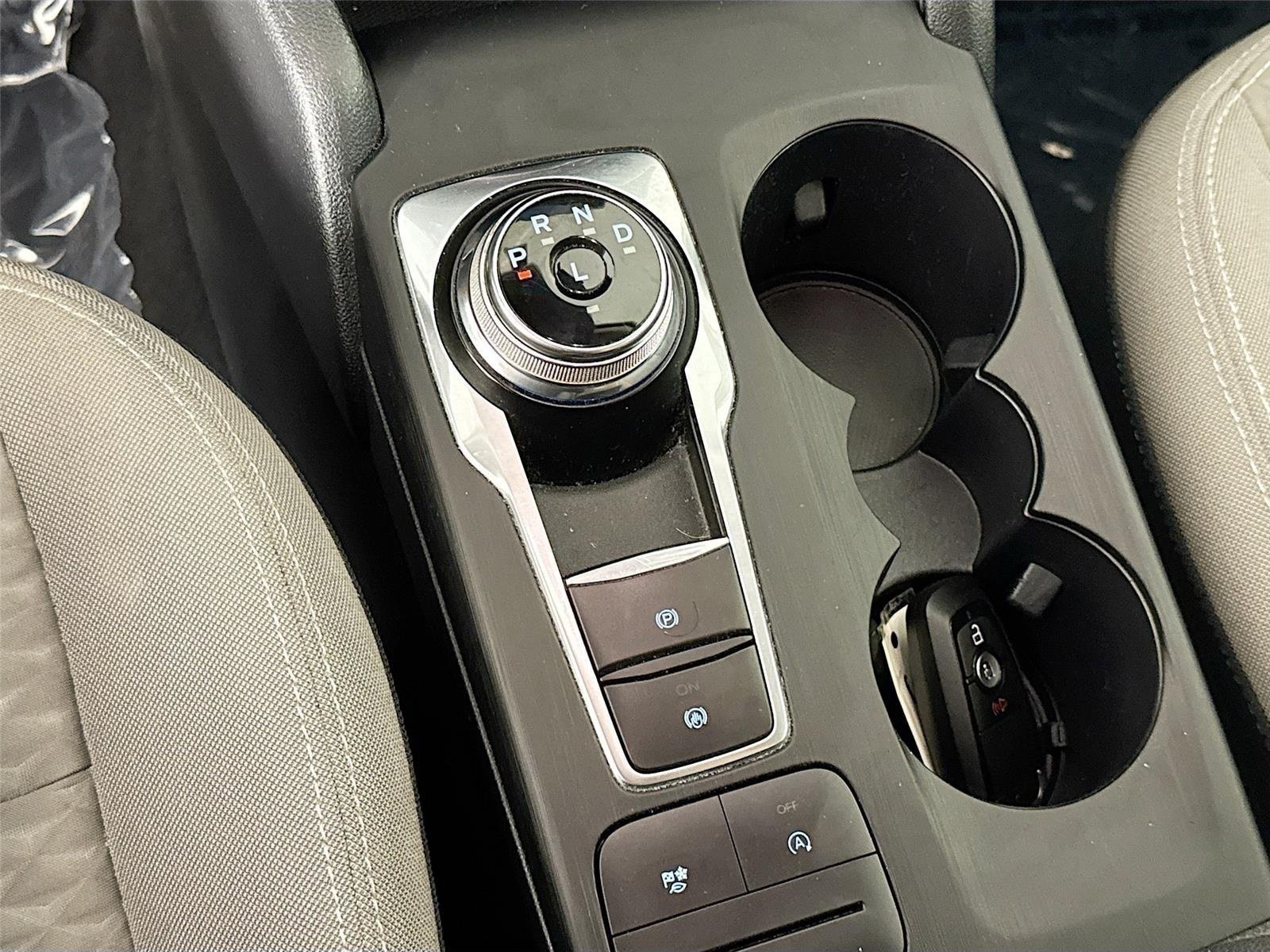 Used 2020 Ford Escape SE FWD image 19