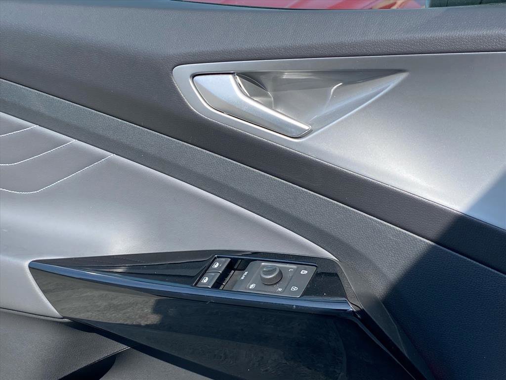 Certified 2024 Volkswagen ID.4 S image 15