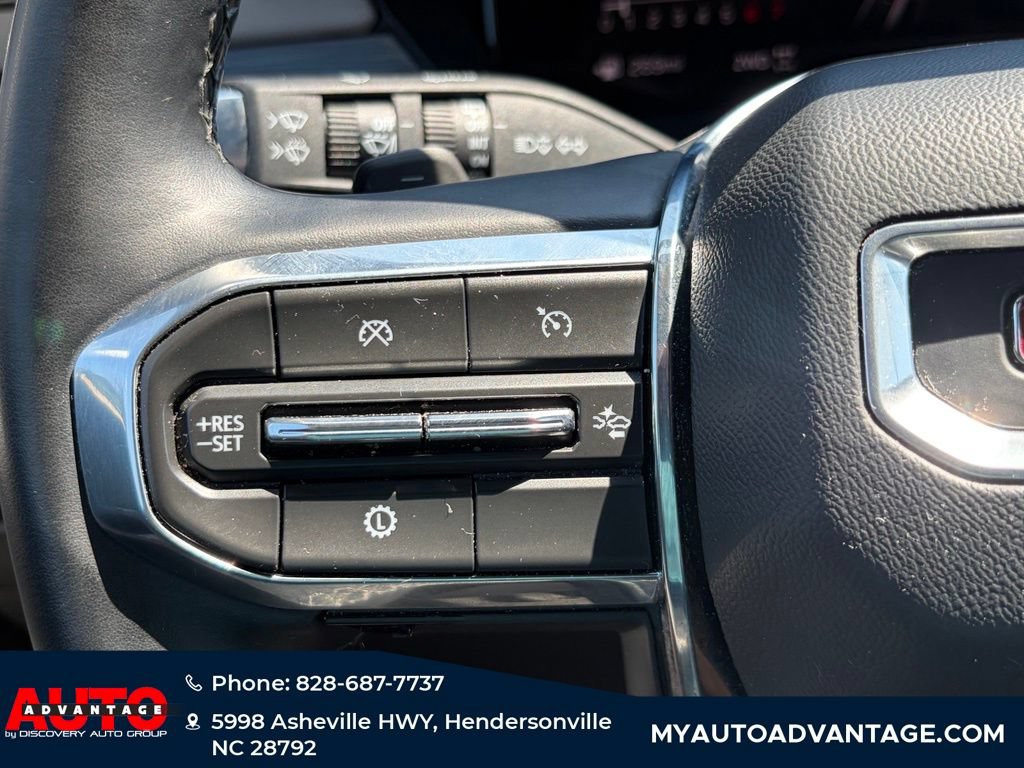 Used 2024 GMC Acadia Elevation AWD/4WD image 19