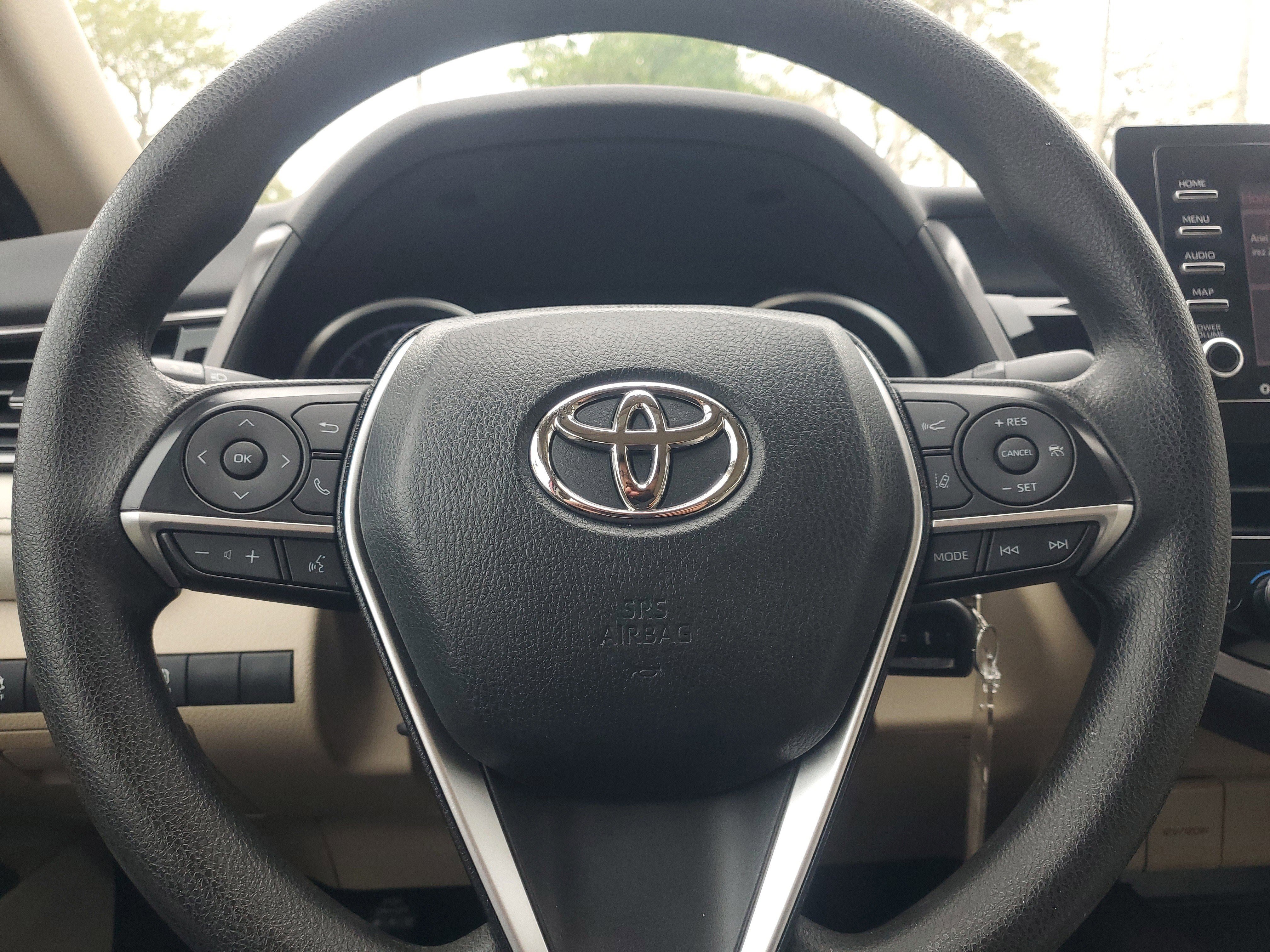 Used 2023 Toyota Camry LE image 20