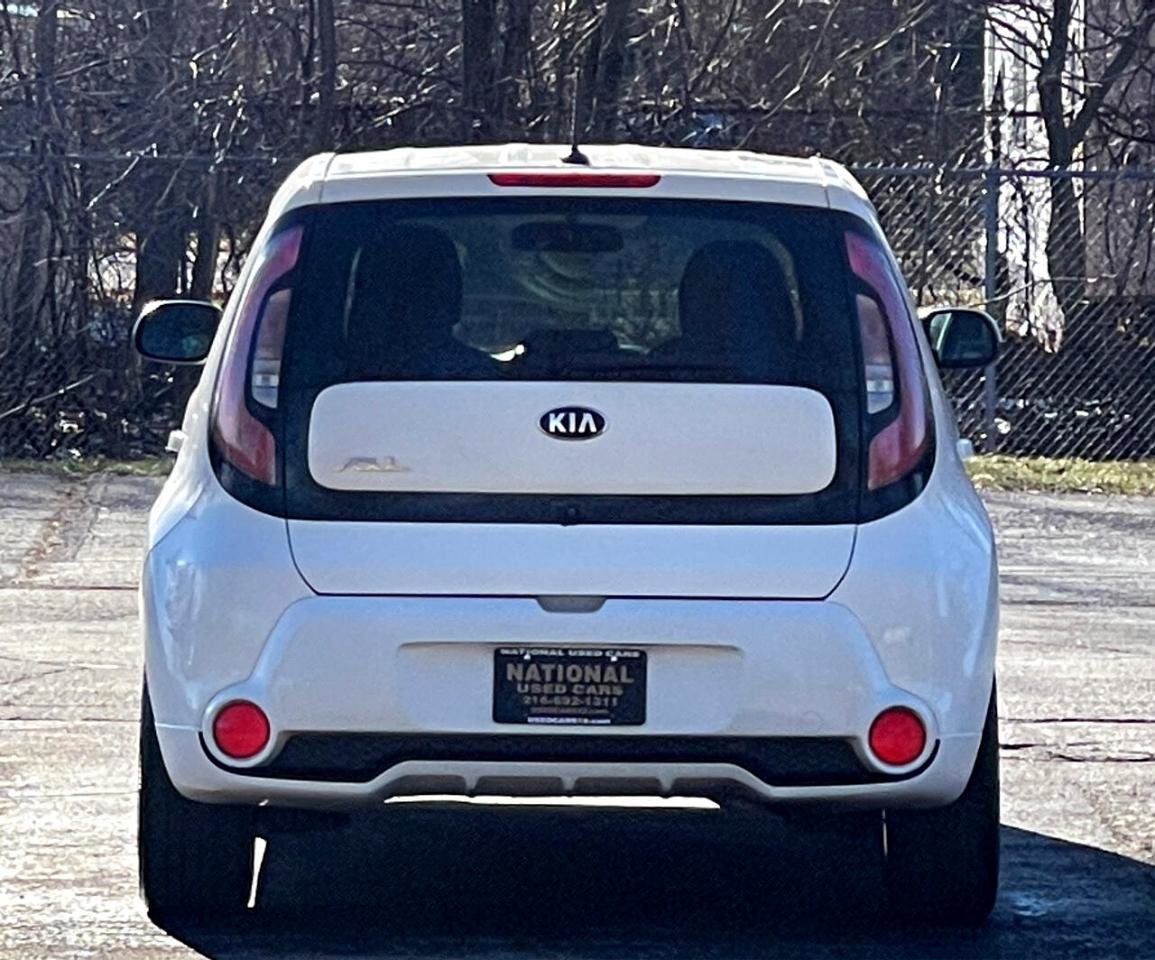 Used 2016 Kia Soul + w/ Soulful Package FWD image 22