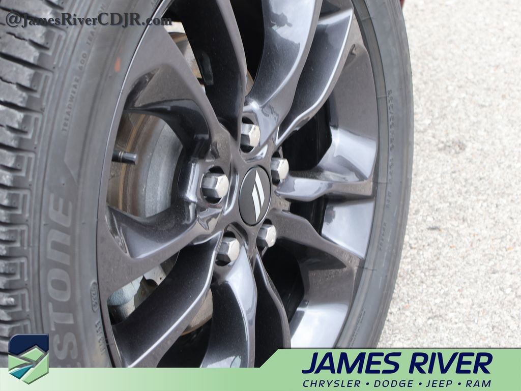 Used 2025 Dodge Durango GT image 40