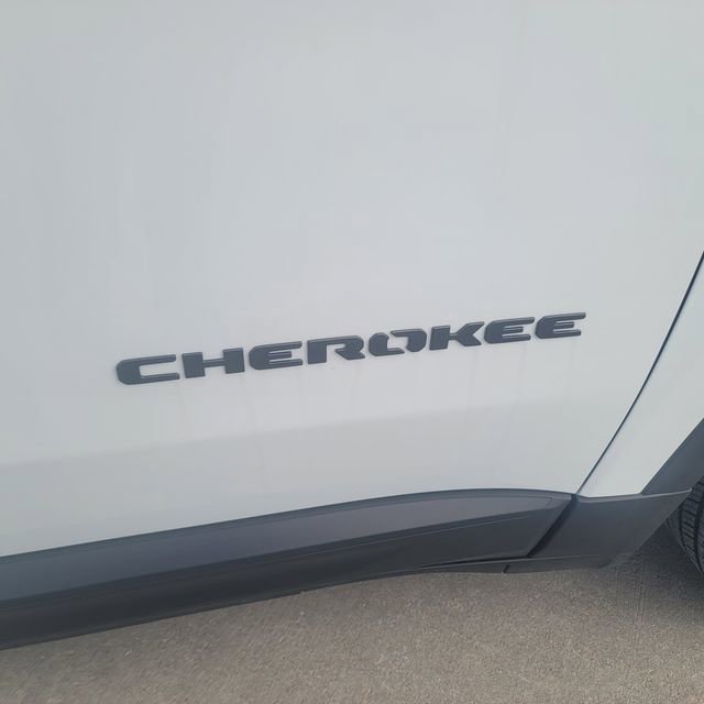 New 2026 Jeep Cherokee Laredo image 29