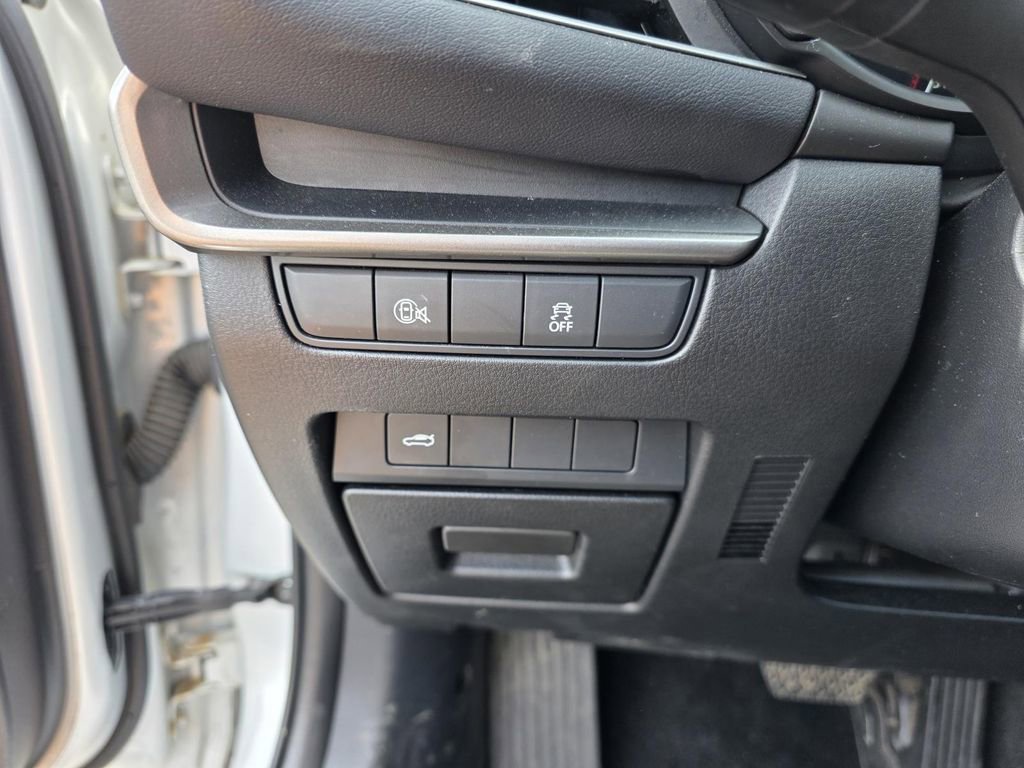 Used 2024 MAZDA MAZDA3 s image 13