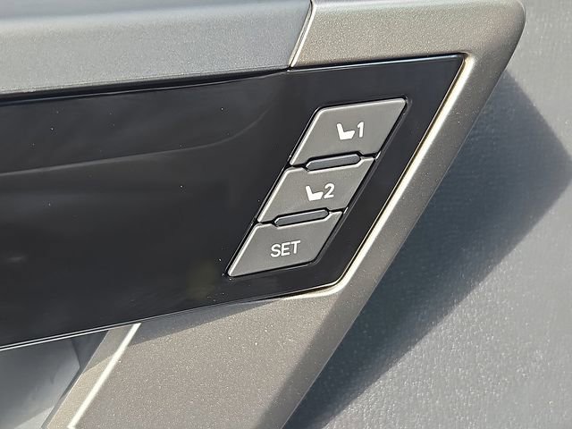 New 2026 Toyota Tundra Limited image 14