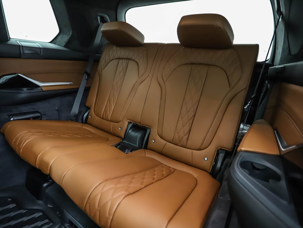 New 2026 BMW X7 xDrive40i w/ M Sport Package image 24