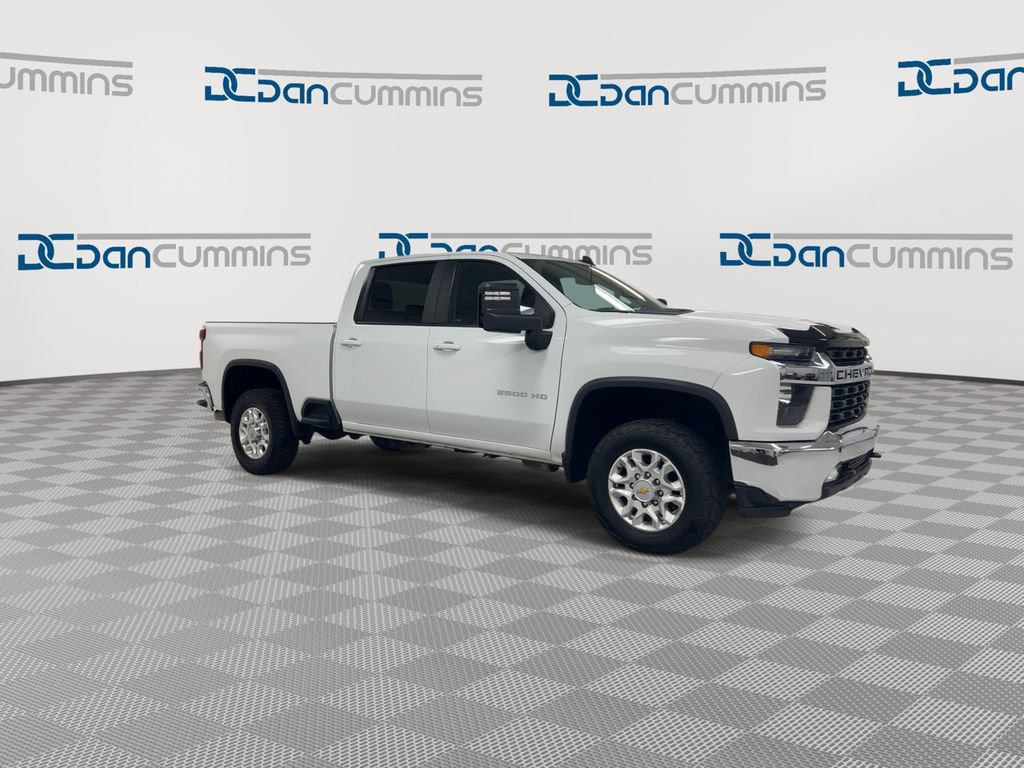 Used 2023 Chevrolet Silverado 2500 LT w/ Convenience Package AWD/4WD image 2