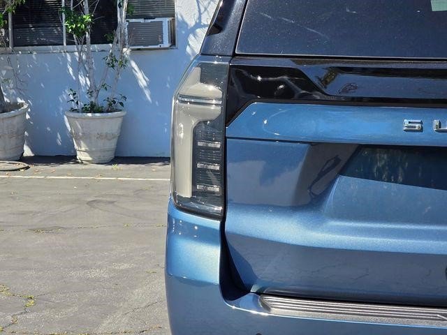 Certified 2025 Chevrolet Suburban High Country image 8