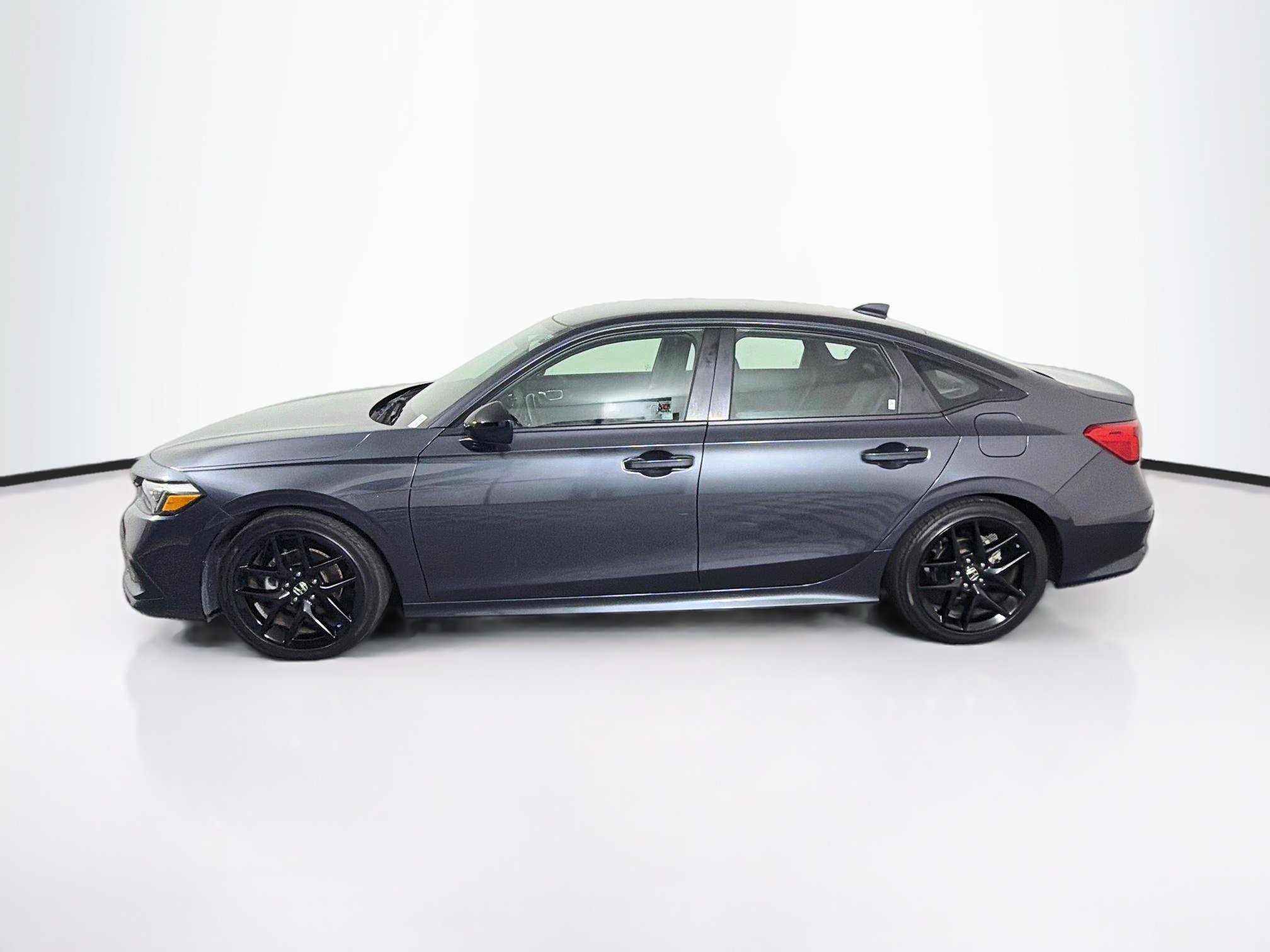 Used 2024 Honda Civic Sport image 4