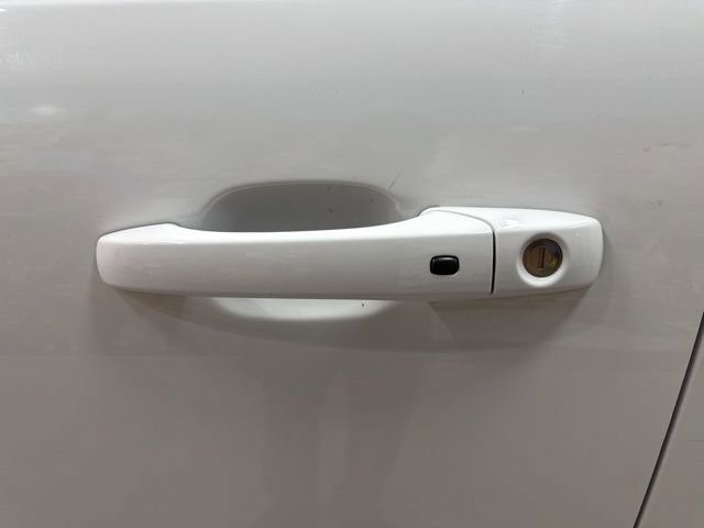 Used 2023 Dodge Durango GT image 15