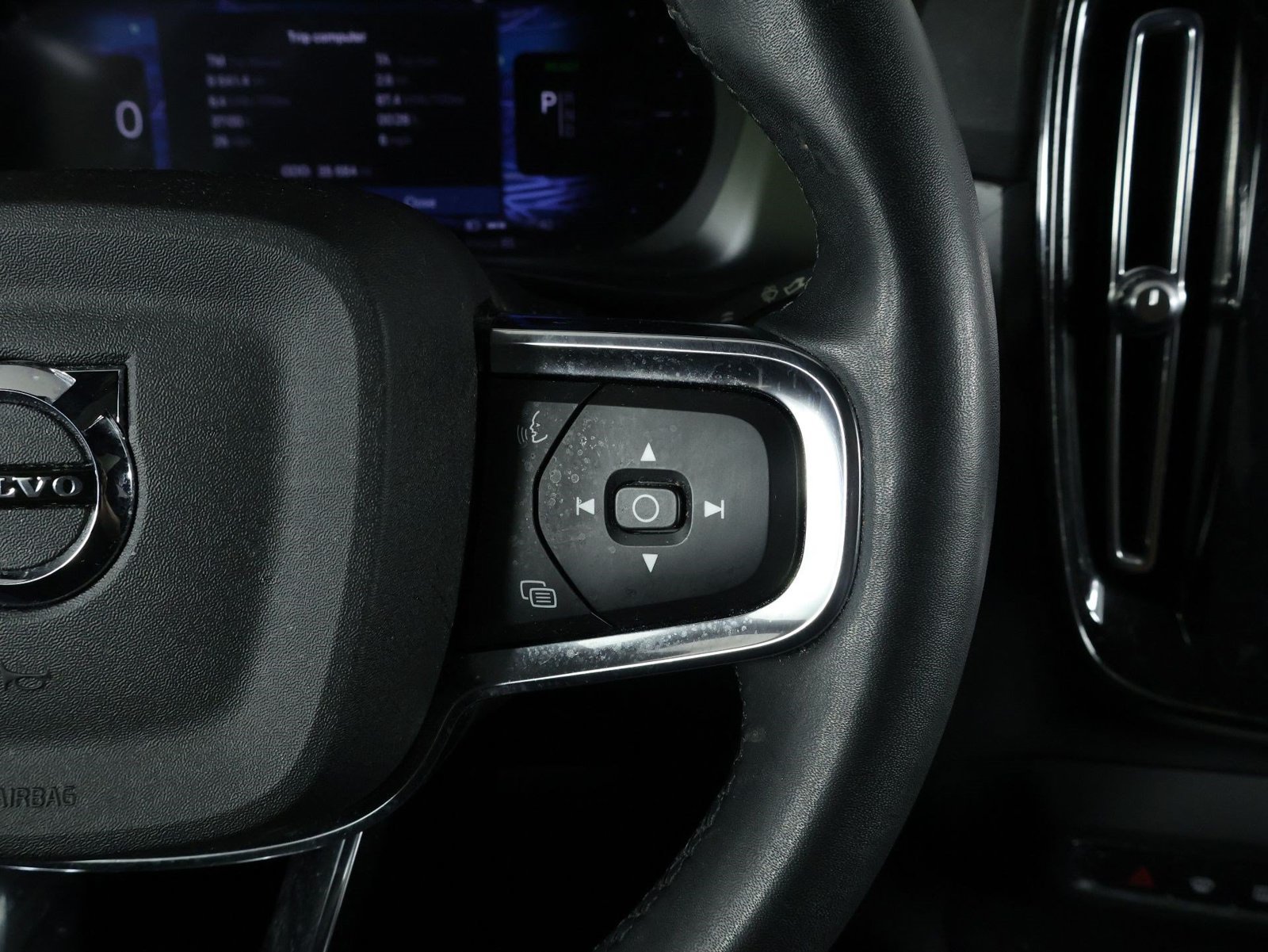 Certified 2023 Volvo C40 P8 Recharge Plus AWD/4WD image 11