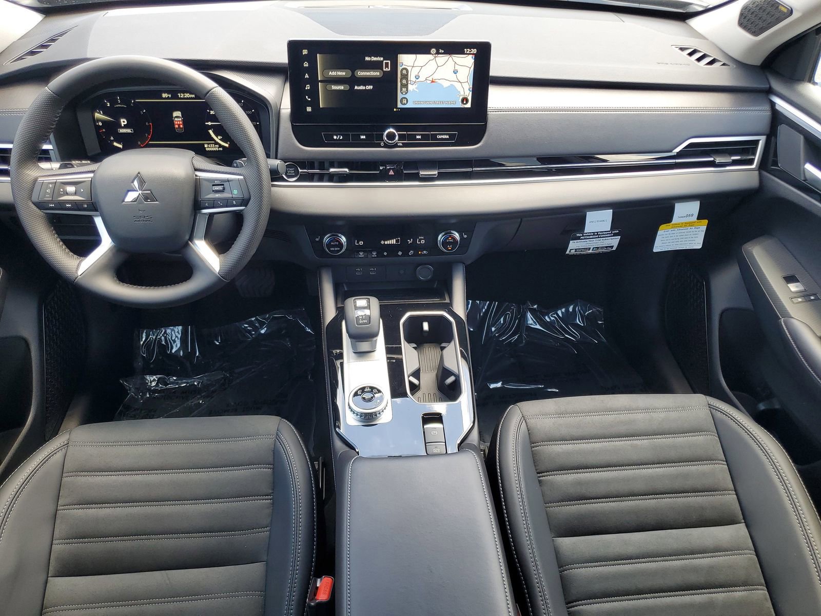 New 2025 Mitsubishi Outlander SE image 24