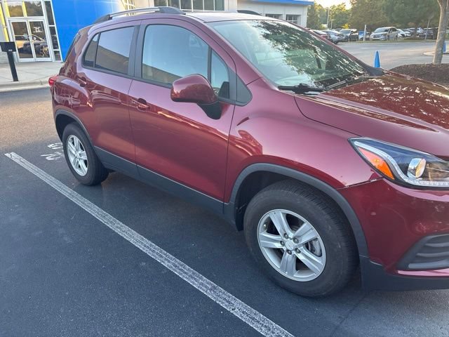 Used 2021 Chevrolet Trax LT w/ Driver Confidence Package AWD/4WD image 5