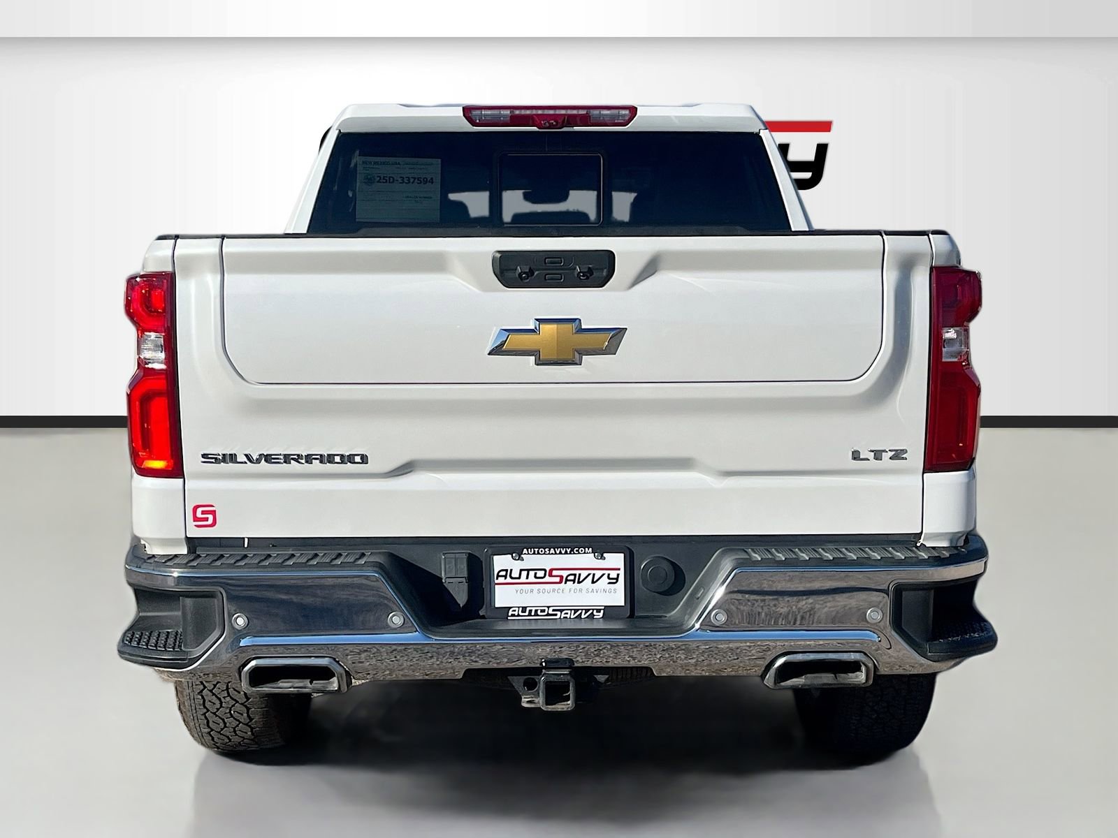 Used 2024 Chevrolet Silverado 1500 LTZ w/ Technology Package image 6
