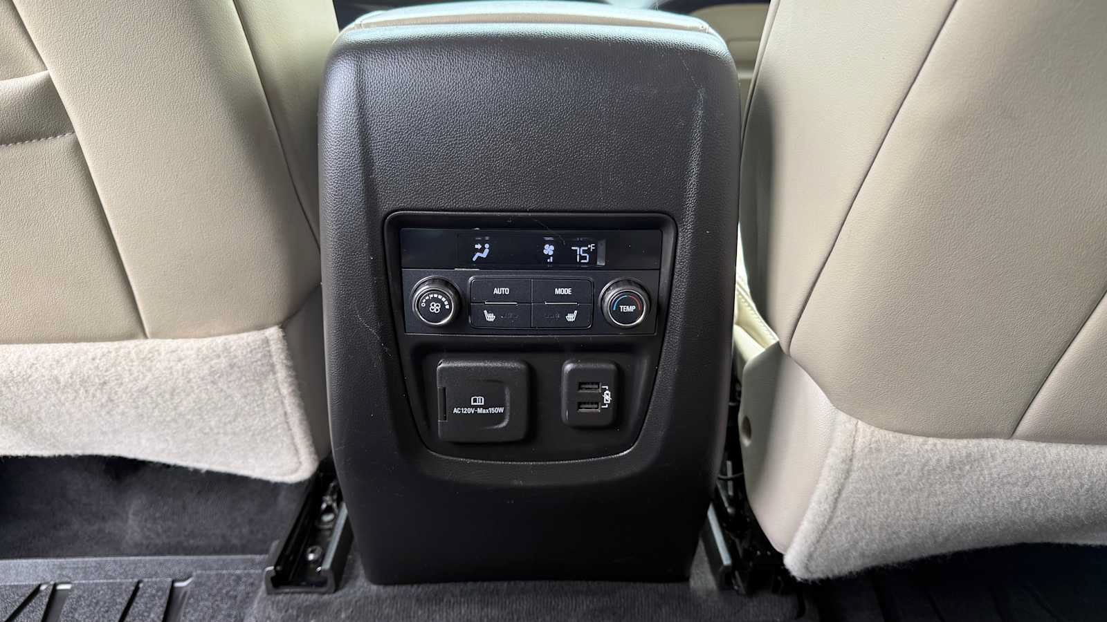 Used 2021 Buick Enclave Premium w/ Surround and Sites Package AWD/4WD image 9